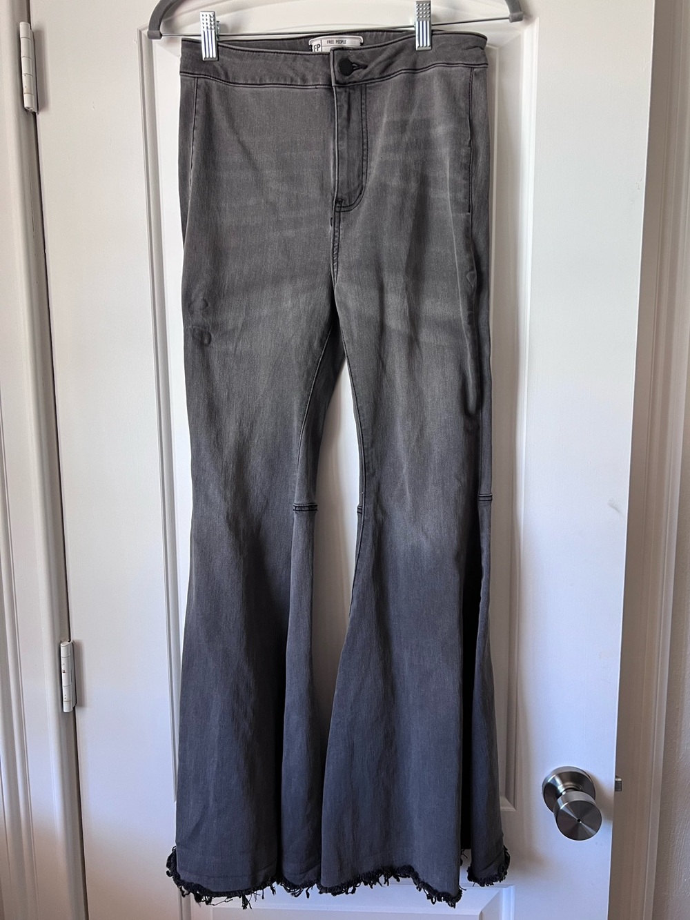 Free People 27 SHORT Just Float On Flare Jeans Super Bell Bottom